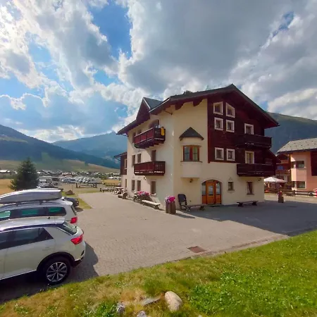 Family House Amalia Myholidaylivigno Apartment *