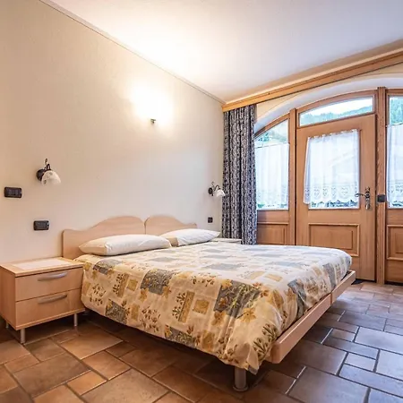 Family House Amalia Myholidaylivigno Apartment *