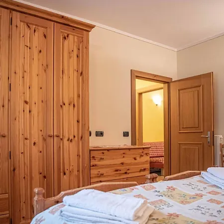 Family House Amalia Myholidaylivigno *