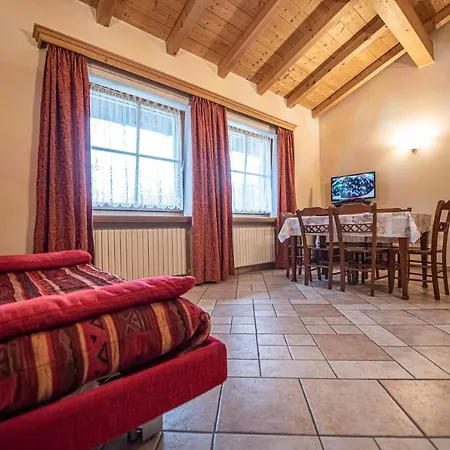 Apartment Family House Amalia Myholidaylivigno Livigno